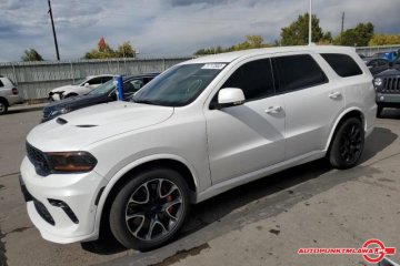 SRT Hellcat Auto Punkt
