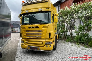 V8 Auto Punkt