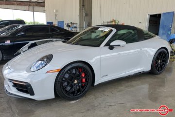 Targa 4 GTS Auto Punkt