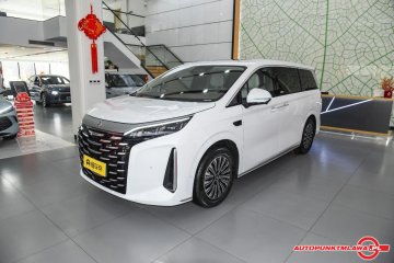 XIA Summer Excellence Auto Punkt