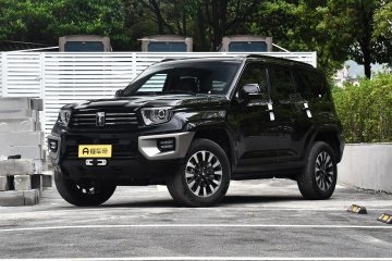 Tank 700 Hi4-T 2024 Ultimate Edition Auto Punkt